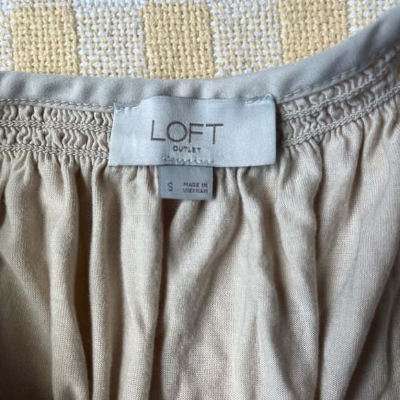 LOFT Beige Blouse - Picture 5 of 6